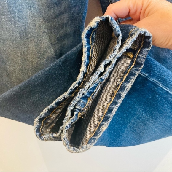 ZARA Sz 4 Mid Wash Boyfriend Style Light Wiskering High Rise Jeans - Picture 5 of 11